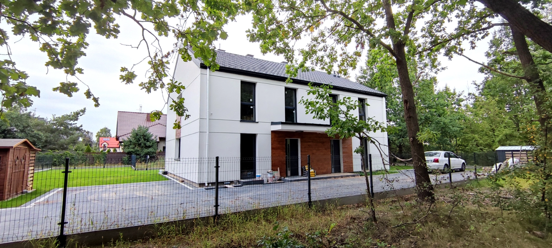 Zdjęcie - ogrodzenia panelowe 3d w kolorze czarnym z podmurówką betonową