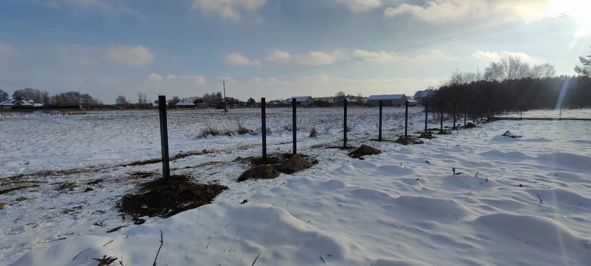 Zdjęcie - ogrodzenia panelowe 3d w kolorze czarnym z podmurówką betonową